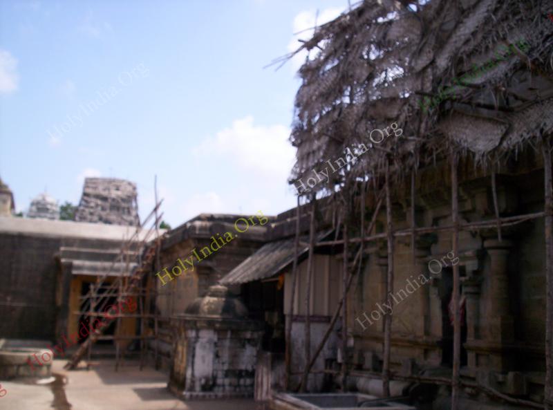 /templeimages/00005_004_achalpuram_temple.jpg