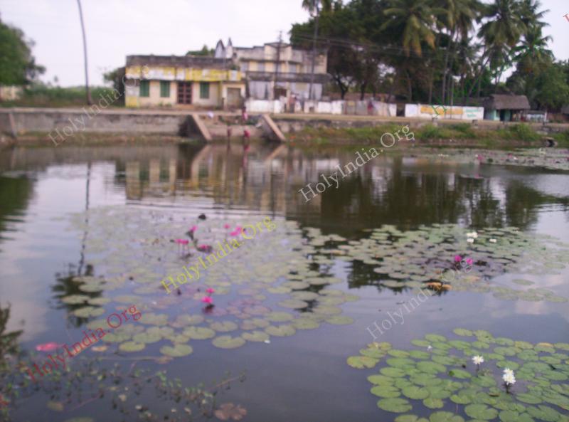 /templeimages/00015_009_tirukolakka_temple.jpg