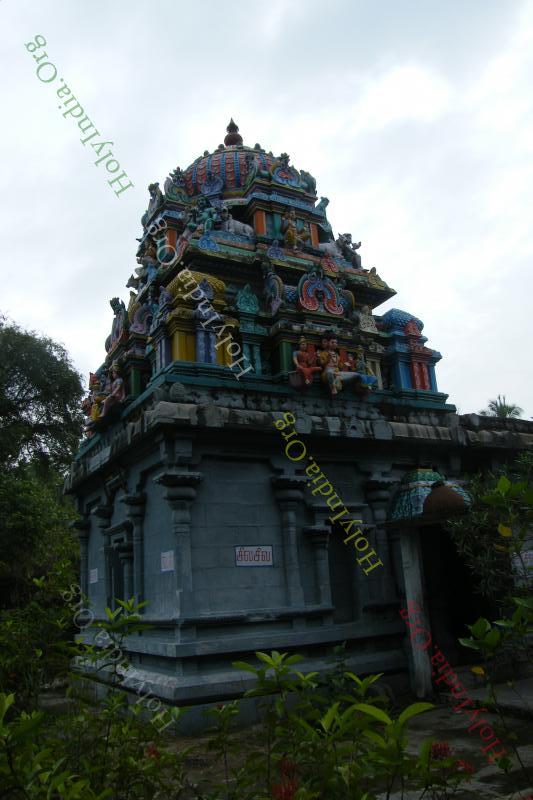 00024_001_thirumanancheri_temple.jpg