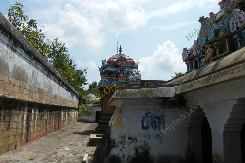/templeimages/00040_011_thiruvoipadi_temple.jpg