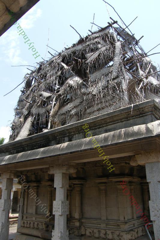 /templeimages/00043_002_thiruviyalur_temple.jpg