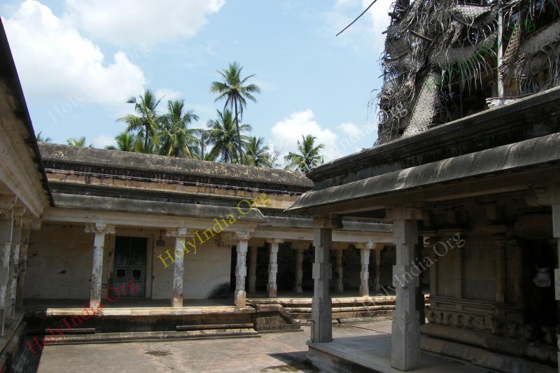 /templeimages/00043_003_thiruviyalur_temple.jpg