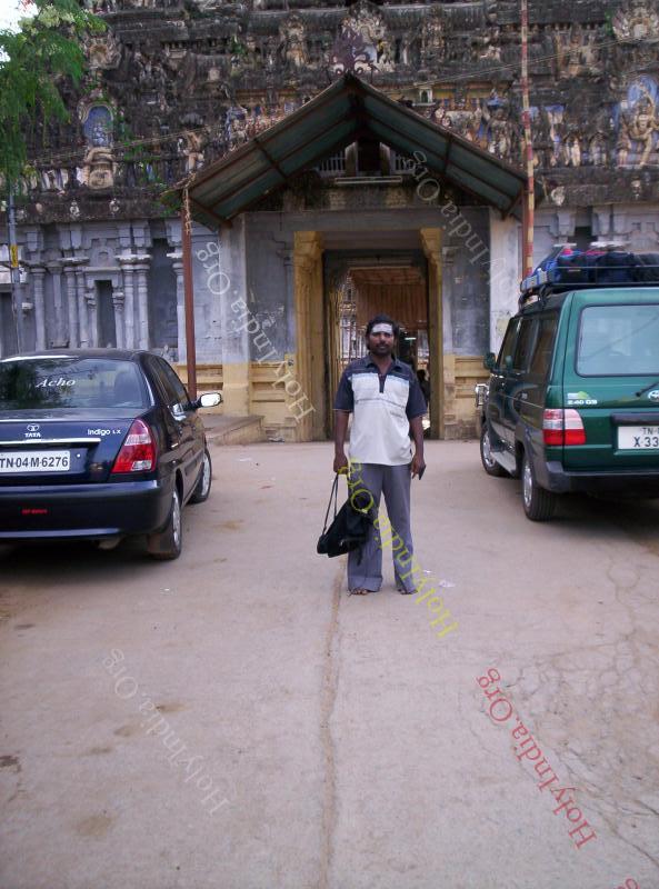 /templeimages/00051_023_thiruvaiyaru_temple.jpg