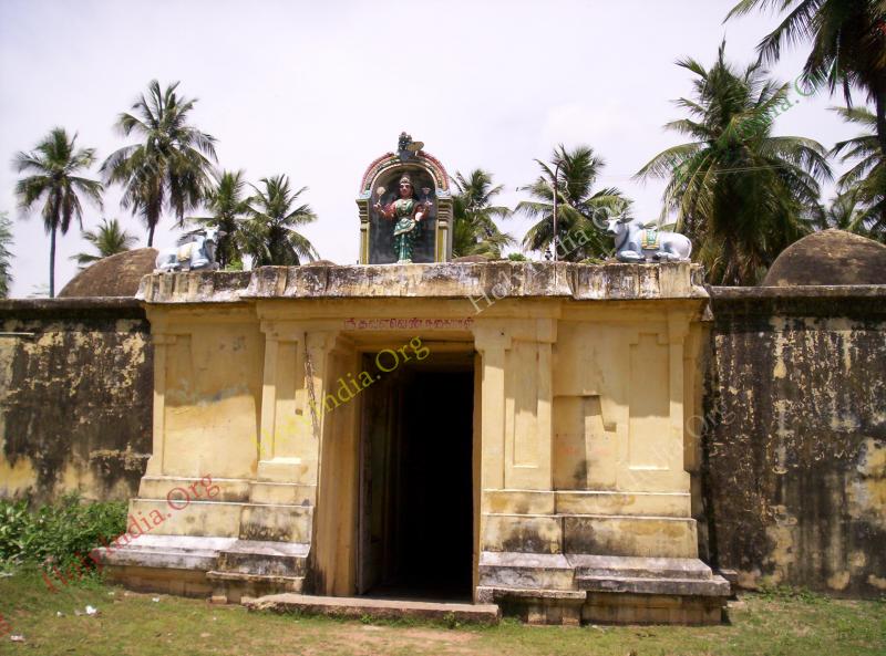 /templeimages/00082_011_thirupalaiyur_temple.jpg