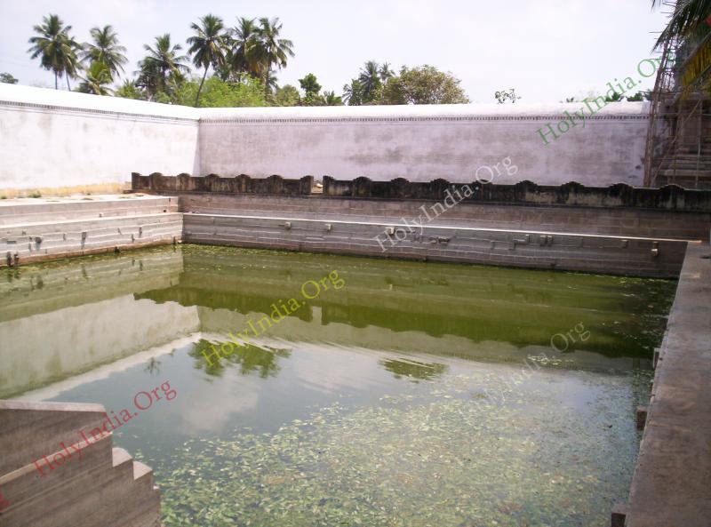00088_001_thiruvalanchuzhi_temple.jpg