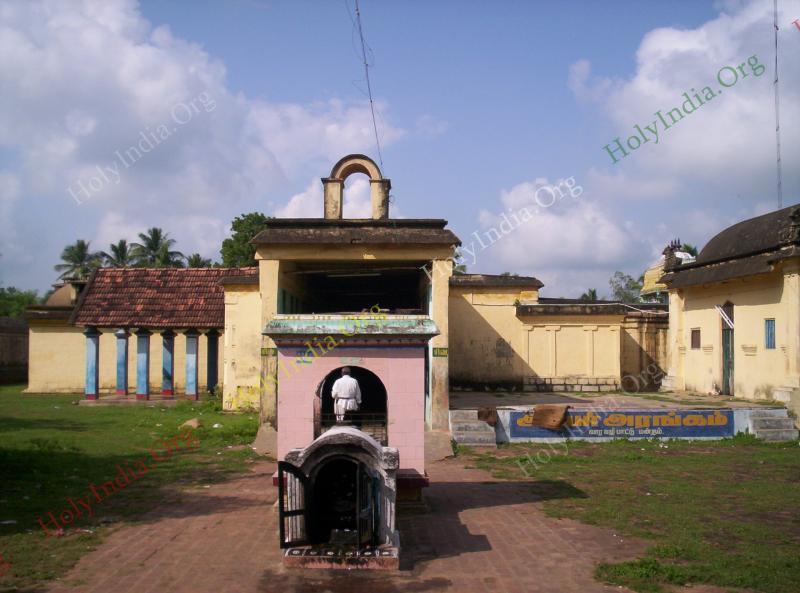 /templeimages/00094_006_aduthurai_temple.jpg