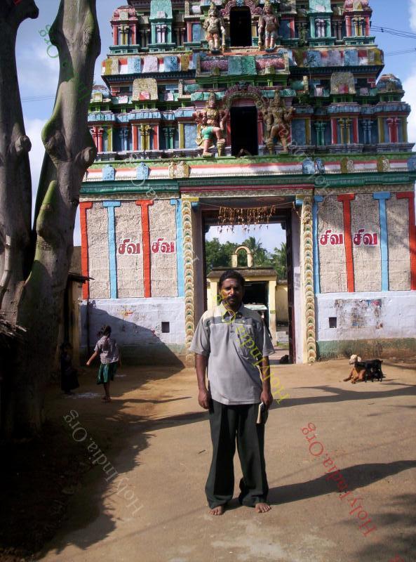 /templeimages/00094_008_aduthurai_temple.jpg