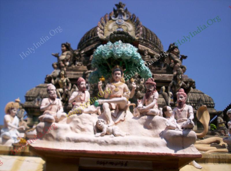 /templeimages/00100_002_kuthalam_temple.jpg