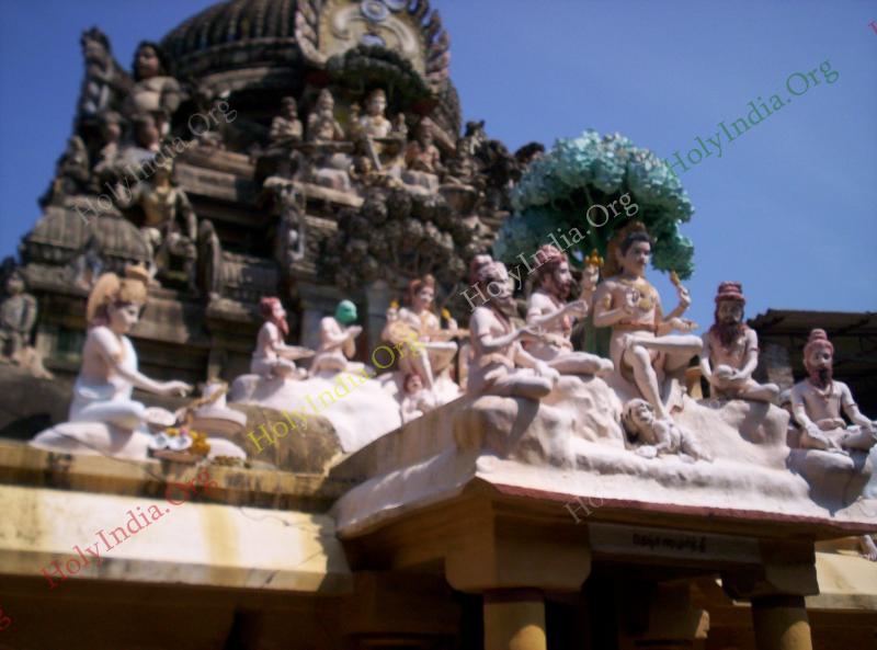 /templeimages/00100_004_kuthalam_temple.jpg