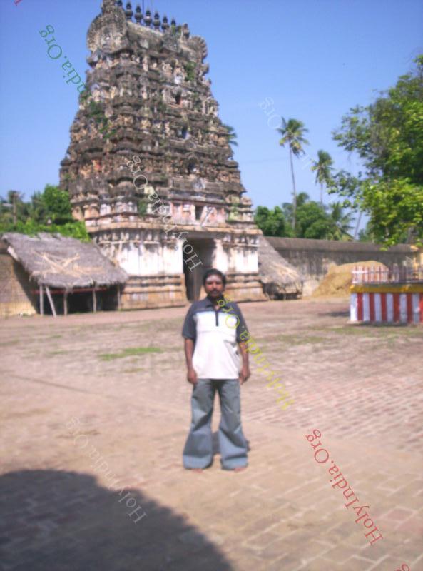 /templeimages/00100_006_kuthalam_temple.jpg