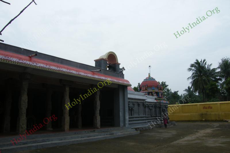 /templeimages/00100_014_kuthalam_temple.jpg