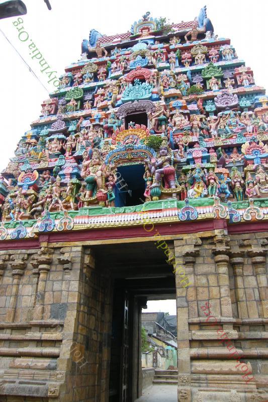 /templeimages/00100_015_kuthalam_temple.jpg