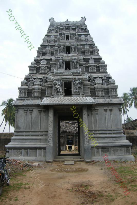 /templeimages/00104_013_parasalur_temple.jpg