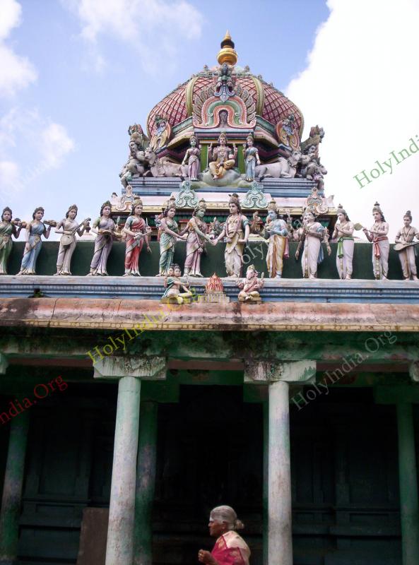 /templeimages/00110_035_thirukadaiyur_temple.jpg