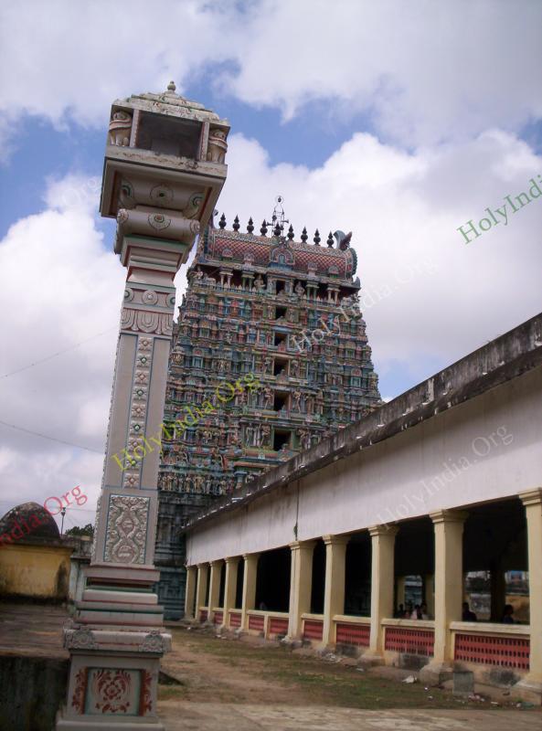 /templeimages/00110_038_thirukadaiyur_temple.jpg