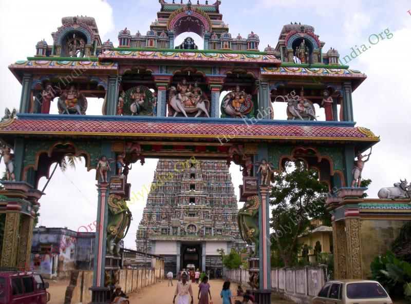 /templeimages/00110_050_thirukadaiyur_temple.jpg
