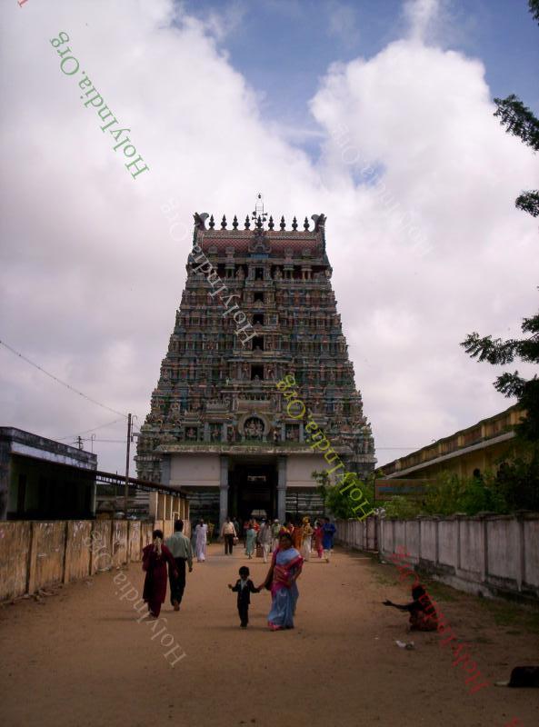 /templeimages/00110_051_thirukadaiyur_temple.jpg