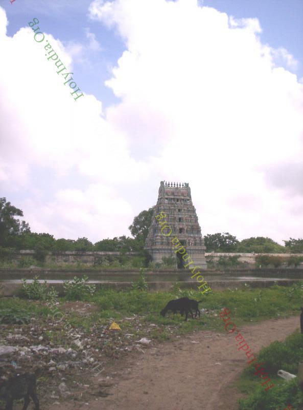 /templeimages/00110_065_thirukadaiyur_temple.jpg