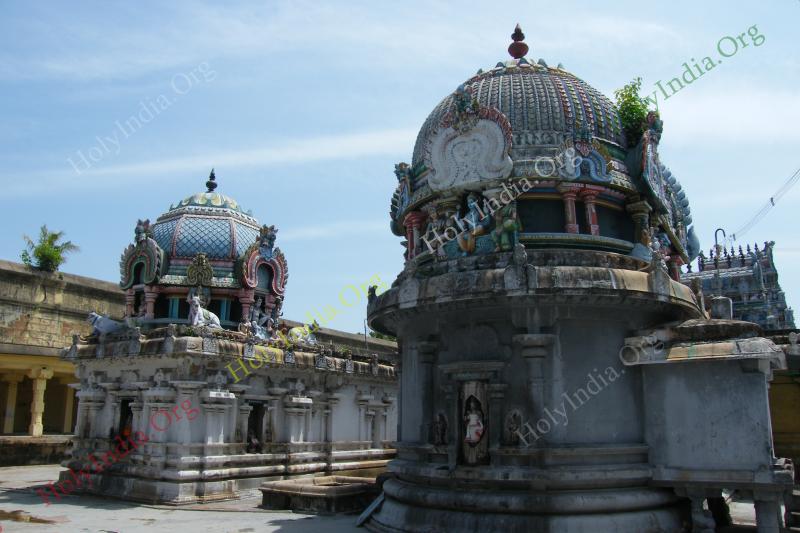 00119_001_thirumeeyachur_temple.jpg
