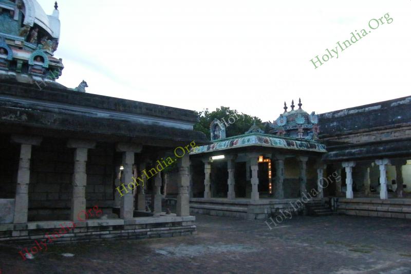 /templeimages/00124_028_thiruveezhimizhalai_temple.jpg