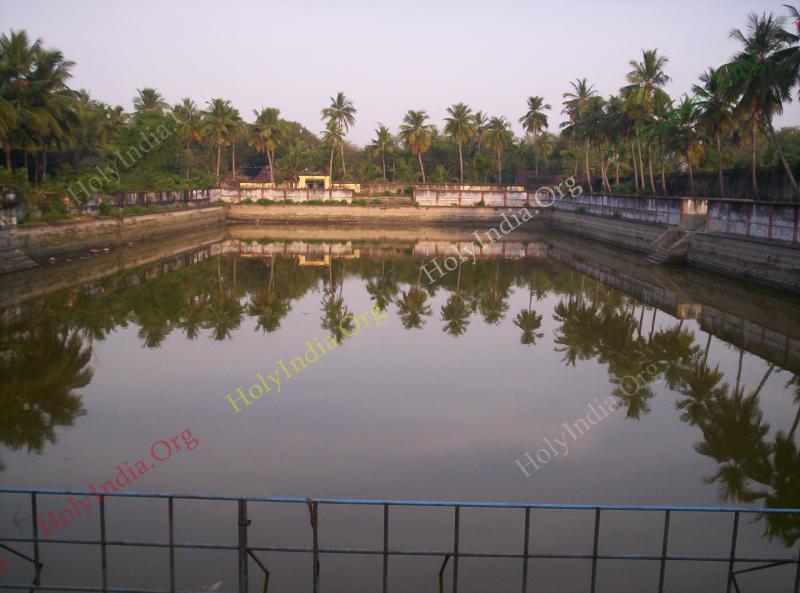 00133_001_thiruvanchiyam_temple.jpg