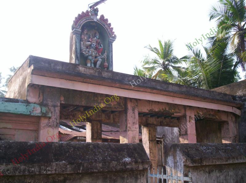 /templeimages/00133_007_thiruvanchiyam_temple.jpg