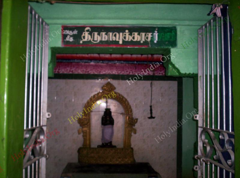 /templeimages/00138_007_thirupugalur_temple.jpg