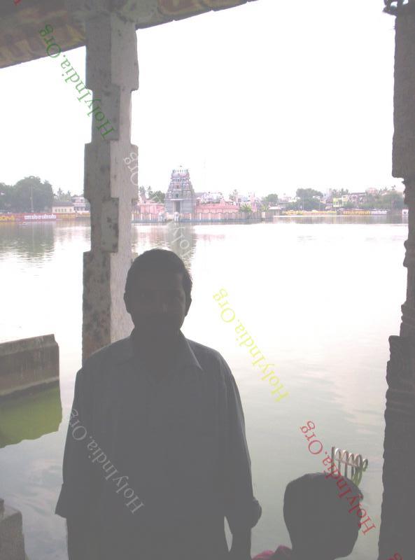 /templeimages/00150_009_thiruvarur_temple.jpg
