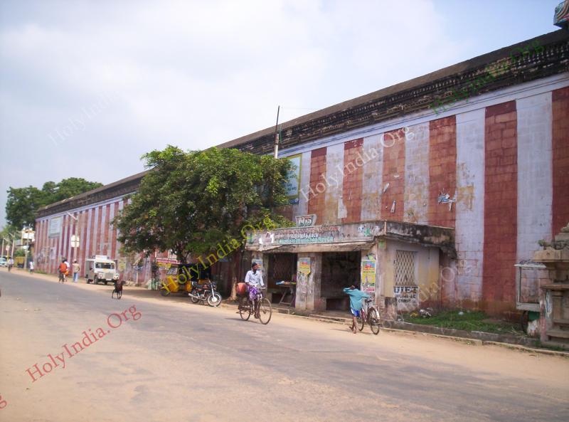 /templeimages/00150_012_thiruvarur_temple.jpg