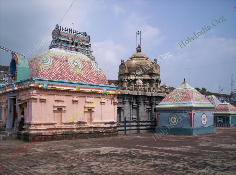 /templeimages/00150_015_thiruvarur_temple.jpg