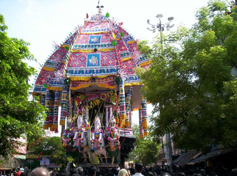 /templeimages/00150_049_thiruvarur_temple.jpg
