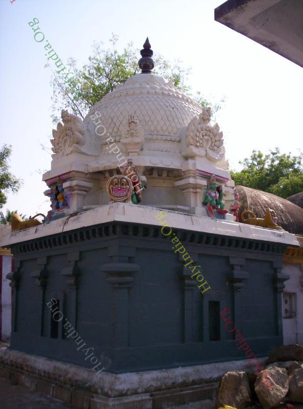 /templeimages/00158_006_udayaarkoil_temple.jpg