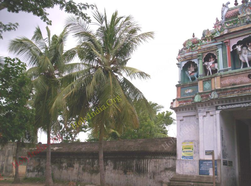 /templeimages/00184_027_valivalam_temple.jpg