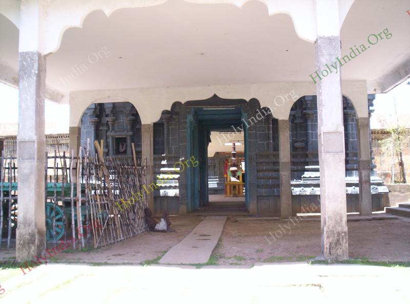 /templeimages/00186_003_thirukuvalai_temple.jpg