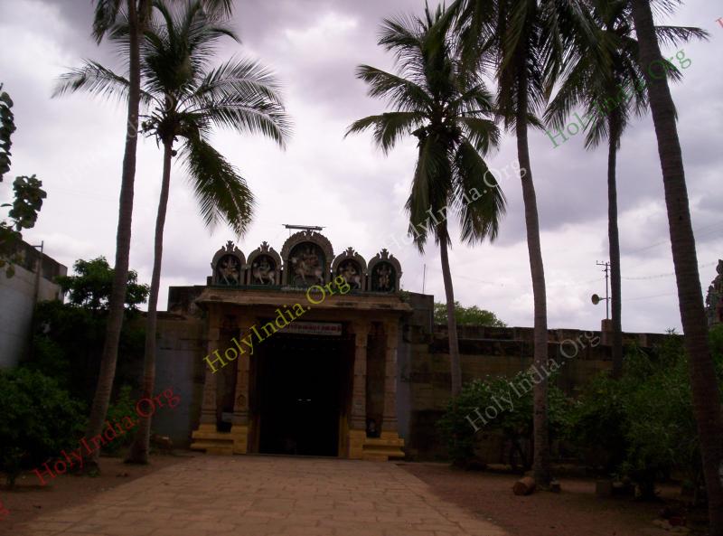 /templeimages/00200_004_kalayarkovil_temple.jpg