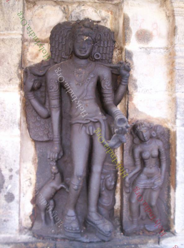 00213_001_thirunelvoil_arathurai_temple.jpg
