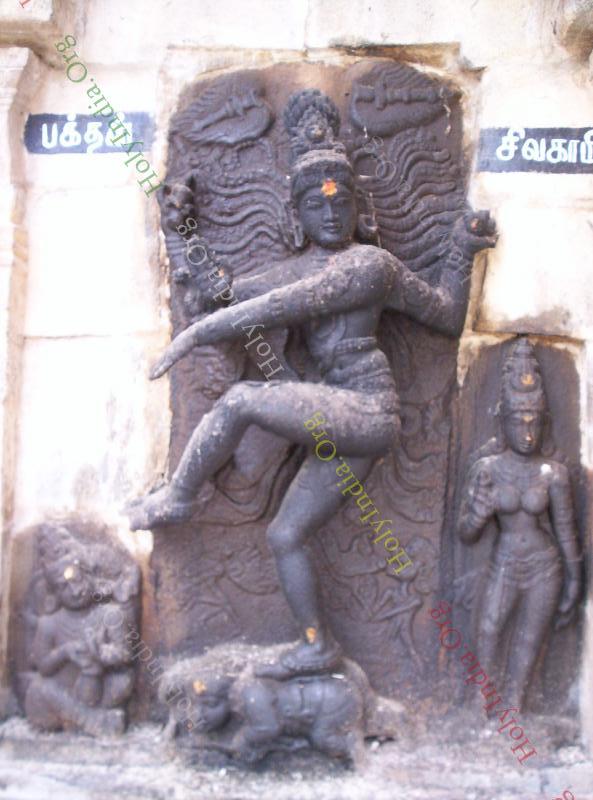 /templeimages/00213_002_thirunelvoil_arathurai_temple.jpg