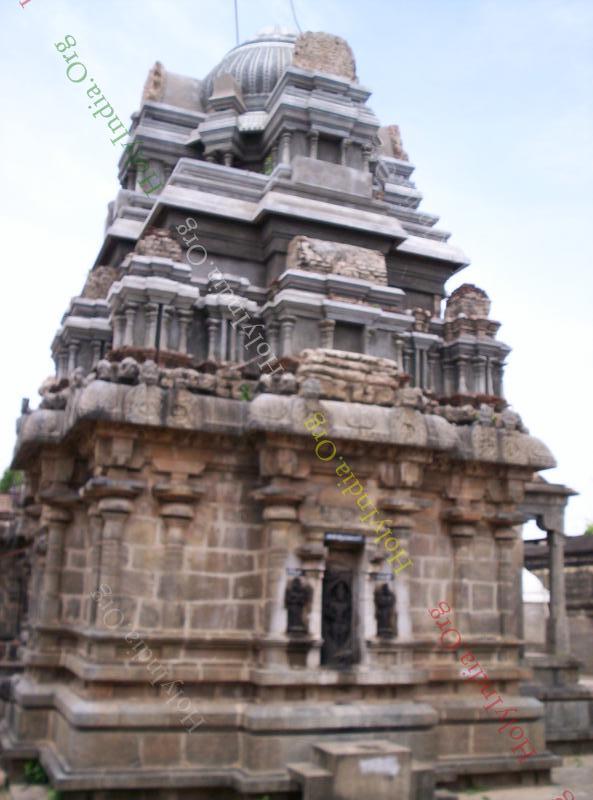 /templeimages/00213_003_thirunelvoil_arathurai_temple.jpg