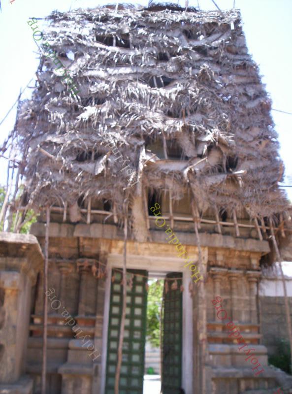 00225_001_t_edaiyar_temple.jpg