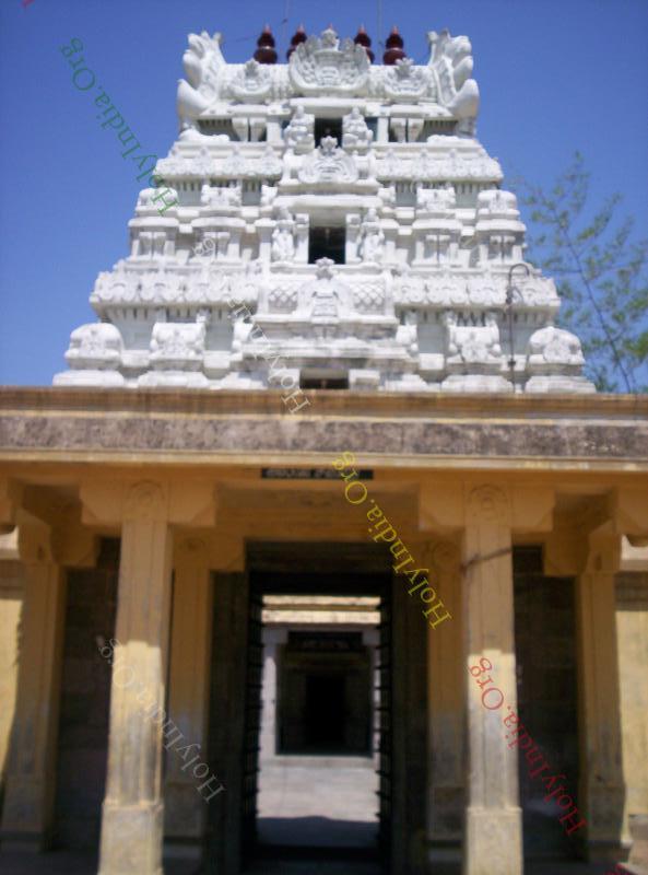 /templeimages/00226_016_thiruvennainallur_temple.jpg