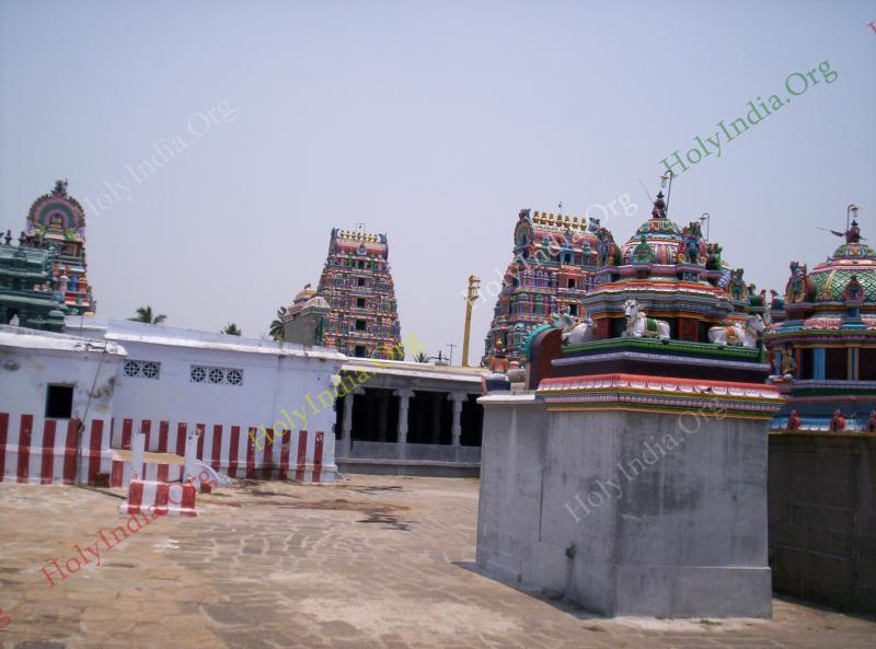 /templeimages/00242_006_thiruvathipuram_temple.jpg