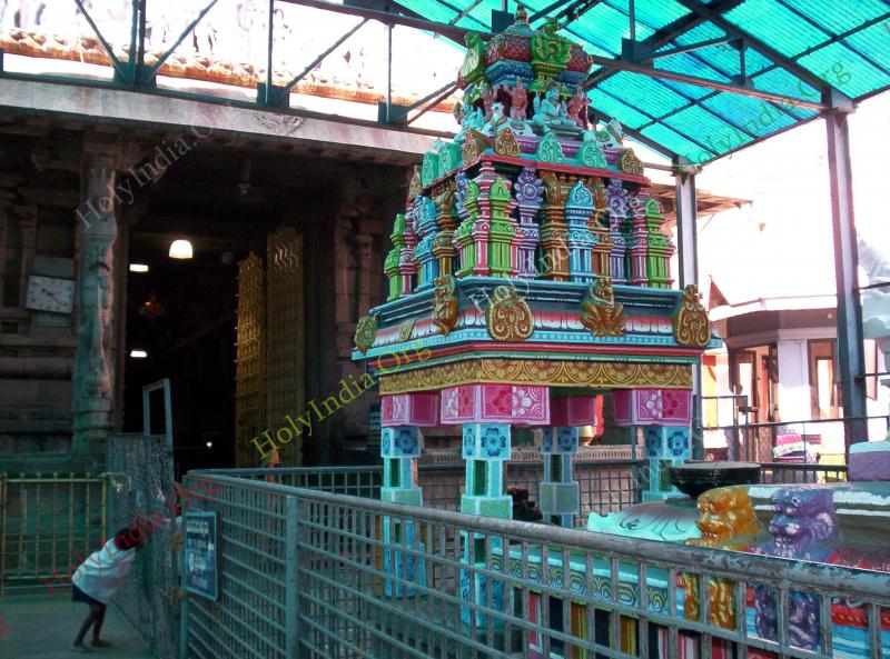 /templeimages/00253_005_kalahasti_temple.jpg
