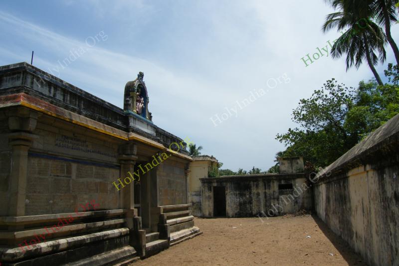 /templeimages/00275_002_thiruvidaivasal_temple.jpg